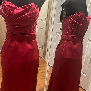 Elegant Red Strapless Dress